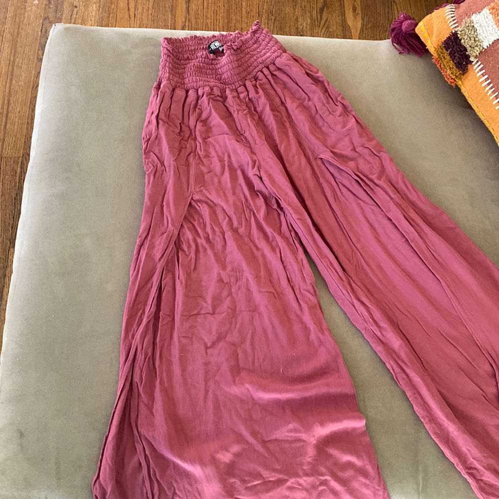 Size l side opening boho pants